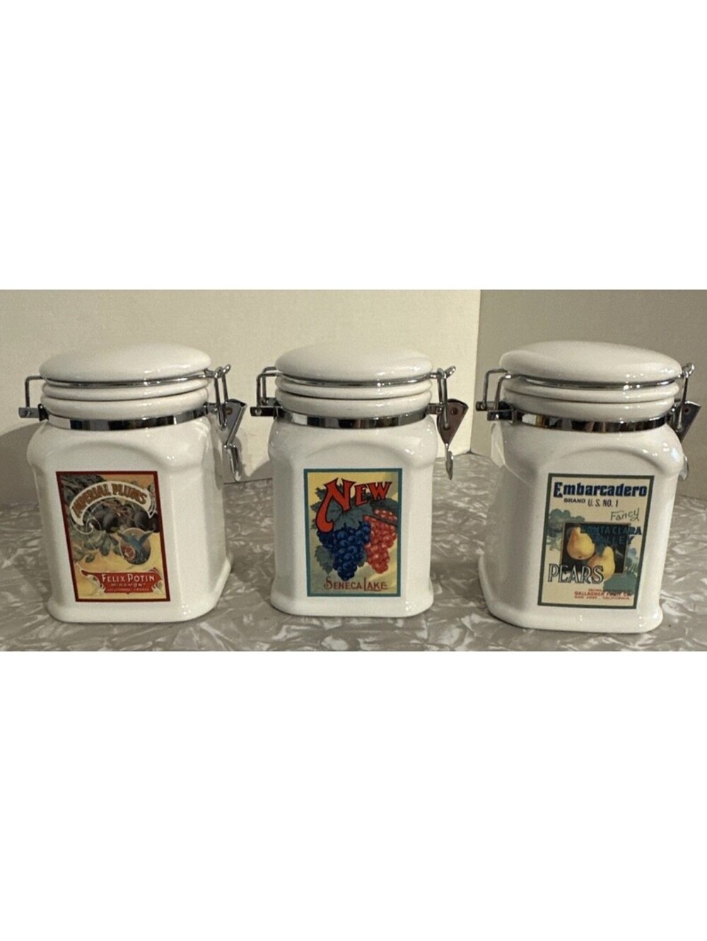DesignPac 3 Piece Canister Set with clamp Lids for Kitchen White Fruit Granny